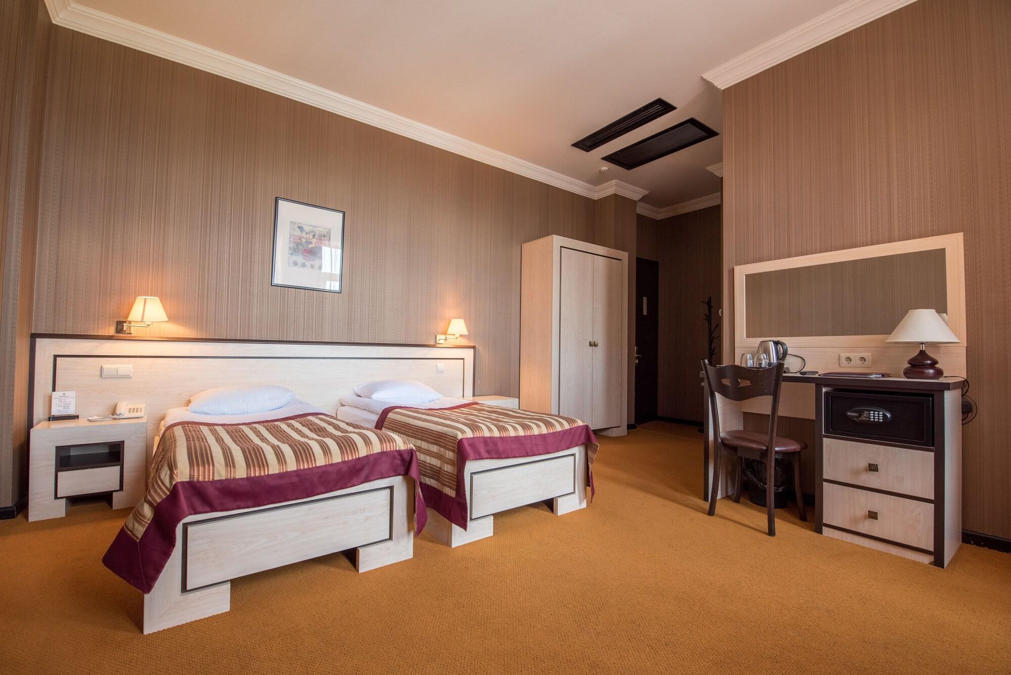Hotel Rikhe Monika Тбилиси Экстерьер фото